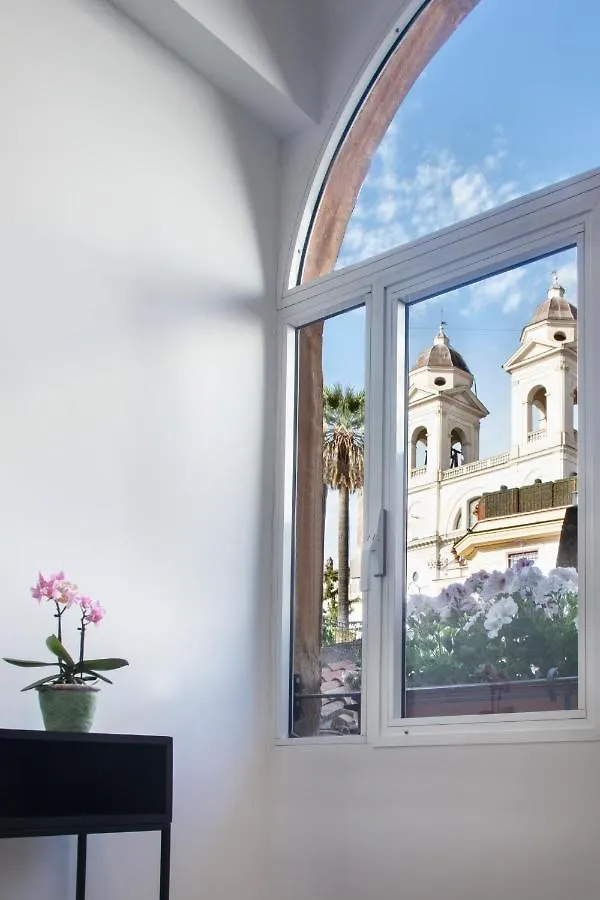 Fellini Design Suites Rome 2*,