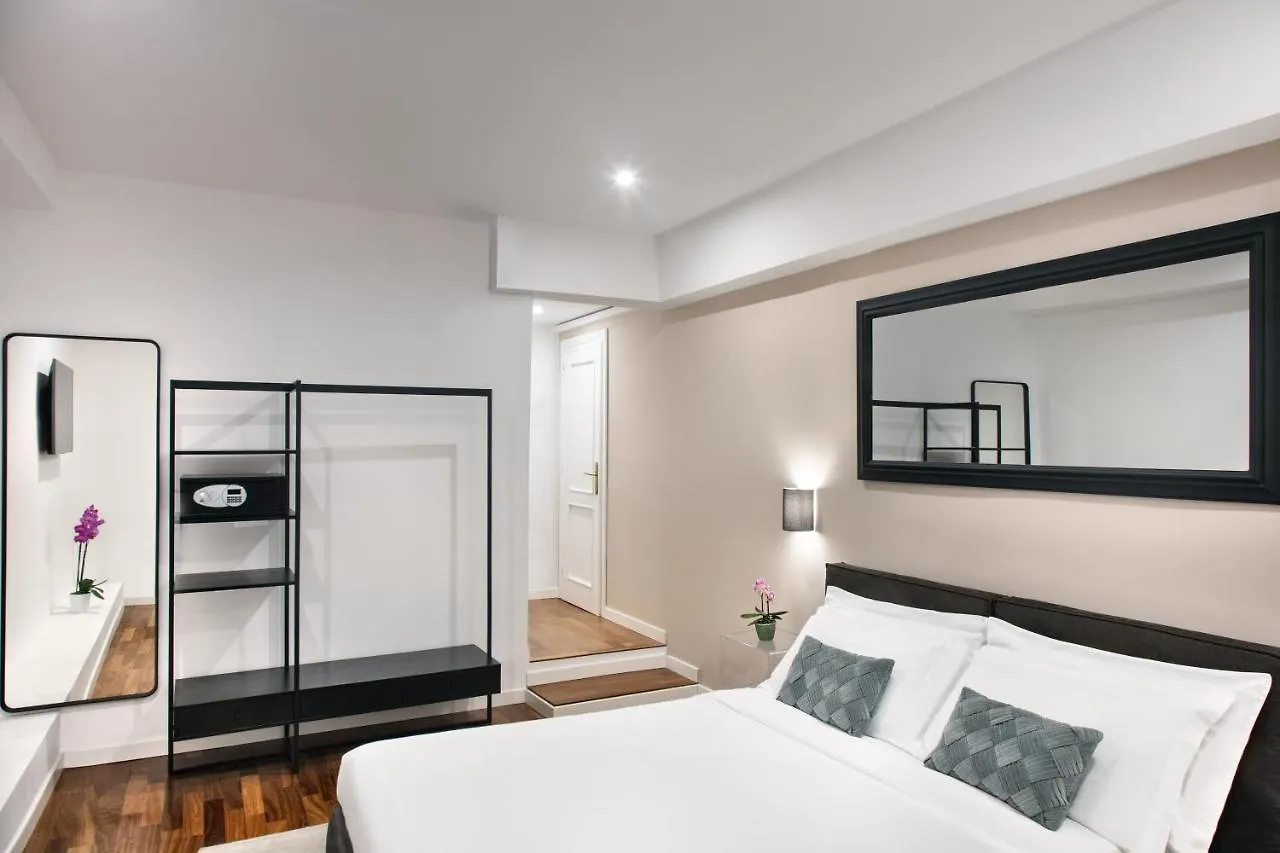 Fellini Design Suites Rome Guest house