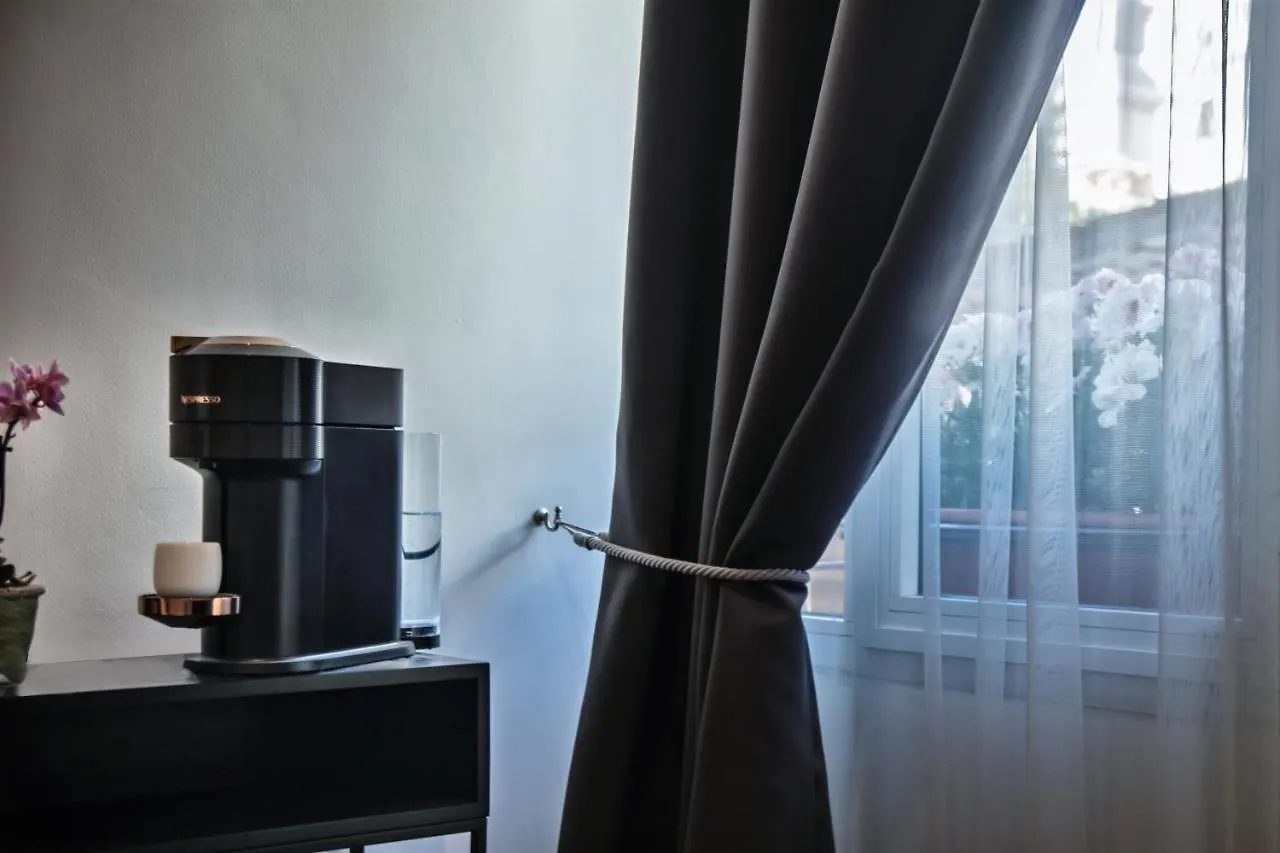 Fellini Design Suites Roma
