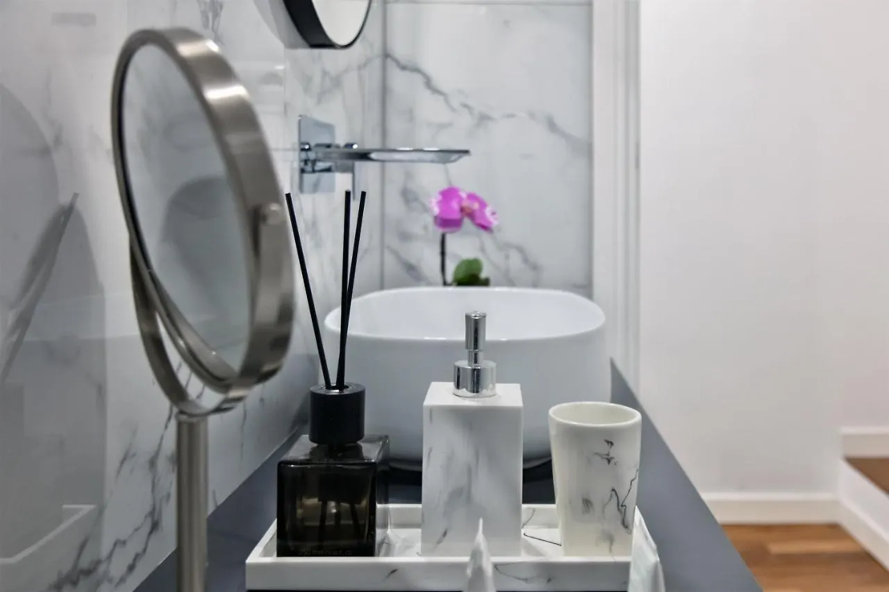 Fellini Design Suites Ρώμη 2*,