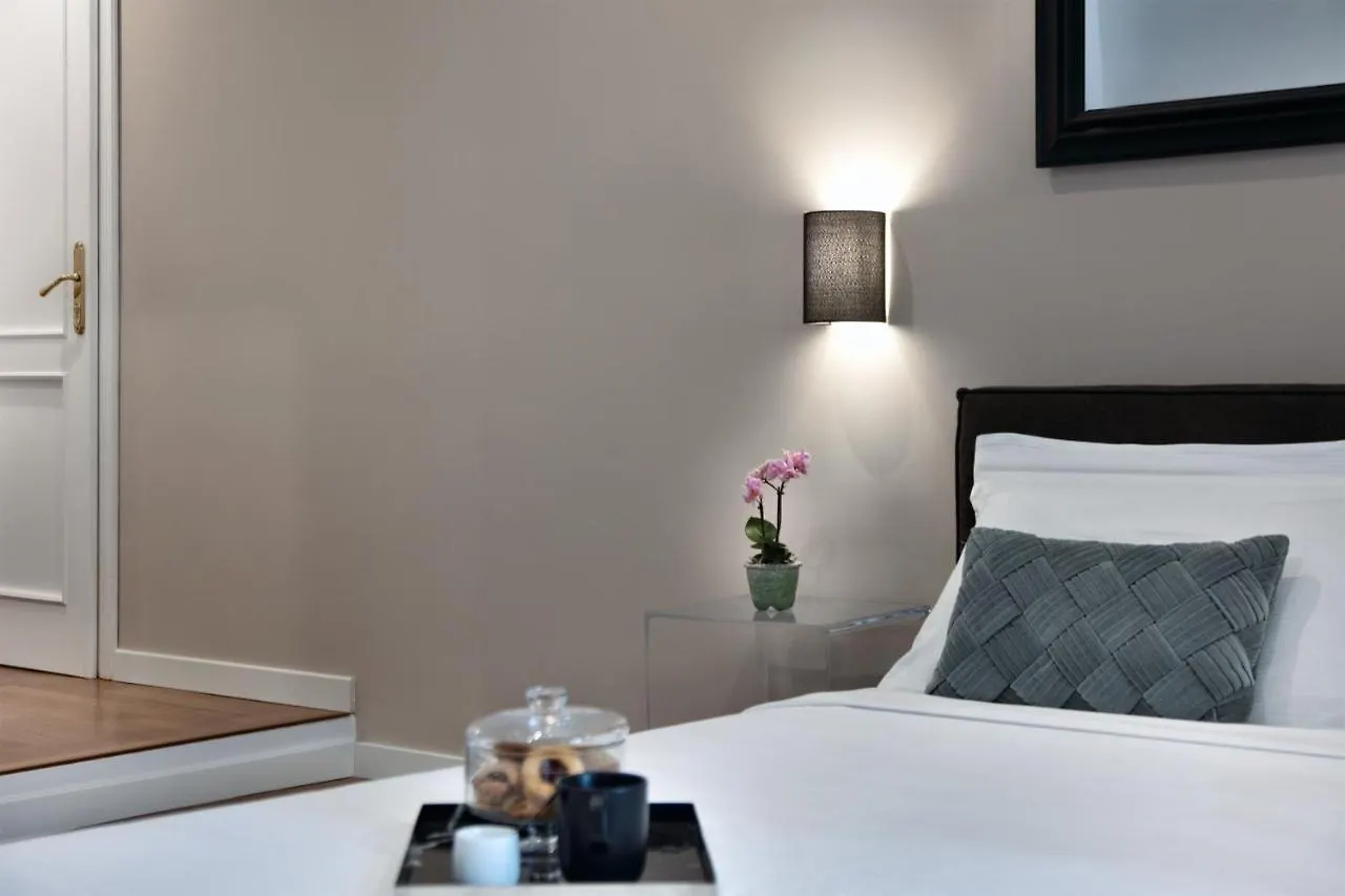 Fellini Design Suites Ρώμη Πανσιόν